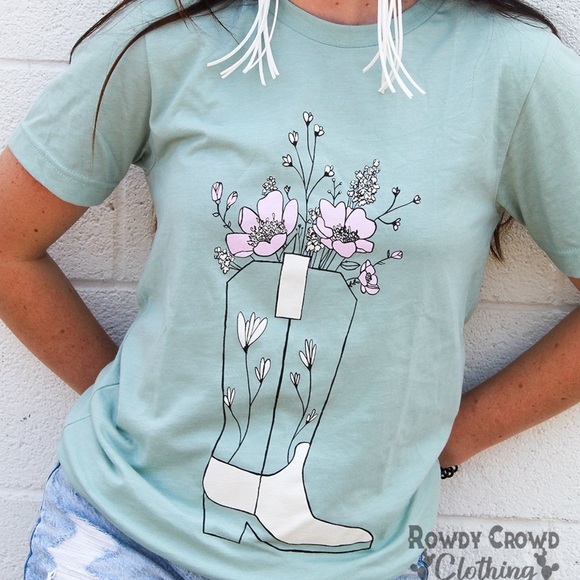 Blossom Boot Tee - Picture 1 of 1